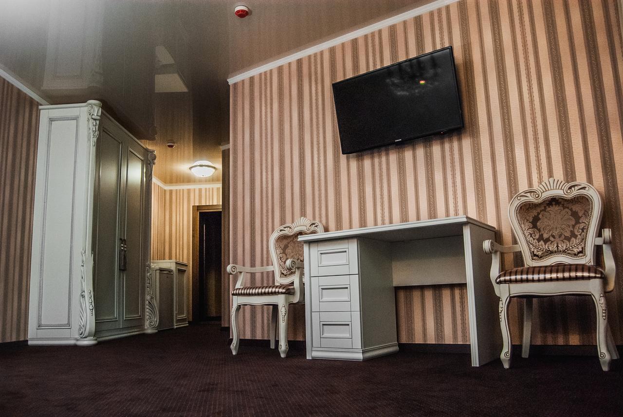 Aristokrat Hotel Vinnytsia Luaran gambar