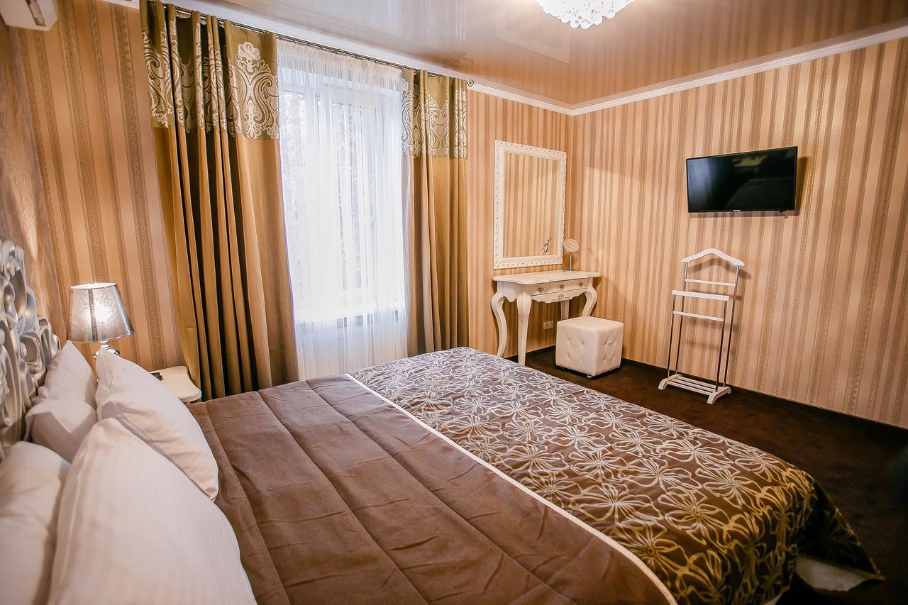 Aristokrat Hotel Vinnytsia Luaran gambar