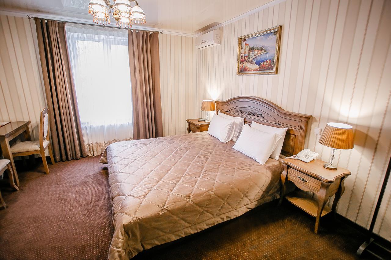 Aristokrat Hotel Vinnytsia Luaran gambar