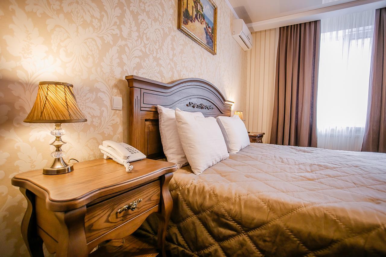 Aristokrat Hotel Vinnytsia Luaran gambar